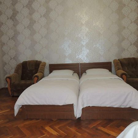 Blue Guesthouse Kazbegi Exterior foto