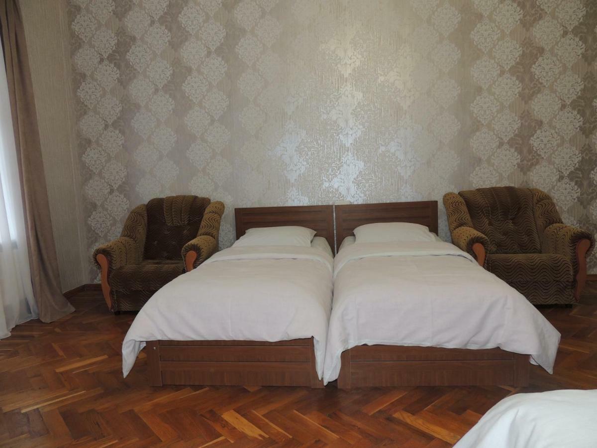 Blue Guesthouse Kazbegi Exterior foto